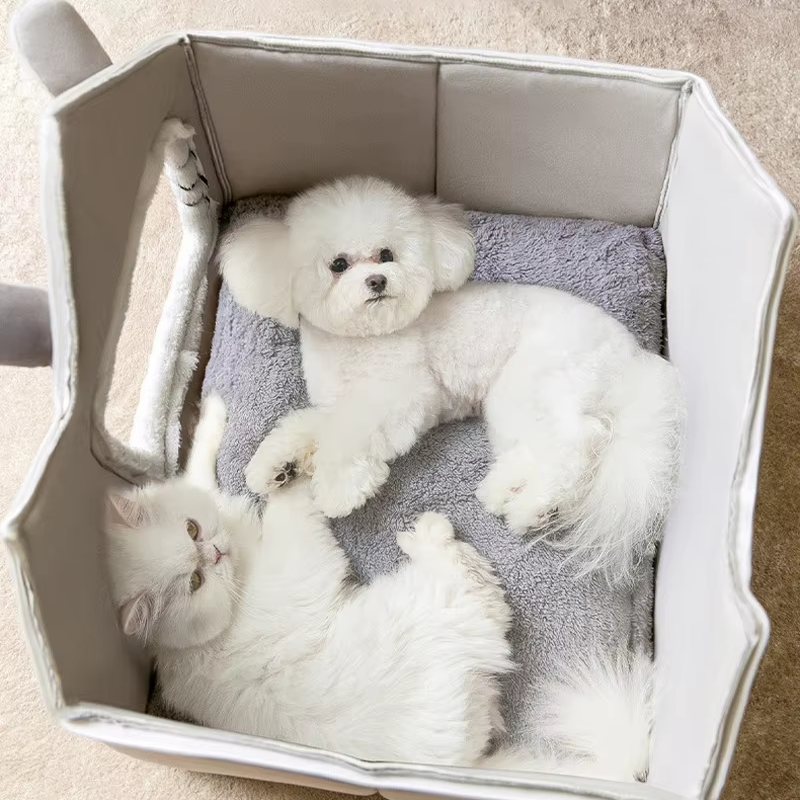 Plush Comfort™ Pet Bed